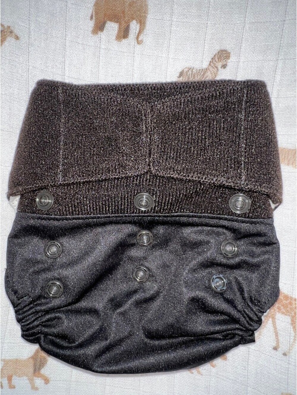 NWOP velcro Grovia Hybrid Diaper Shell Black
